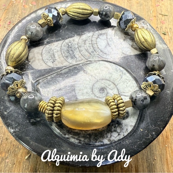 Black labradorite beaded bracelet - Picture 1 of 1